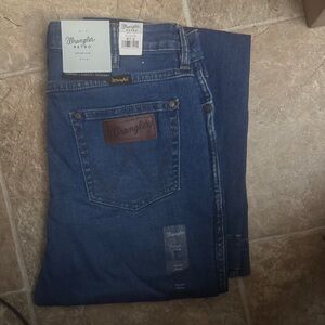 Wrangler Women’s Flare Jeans